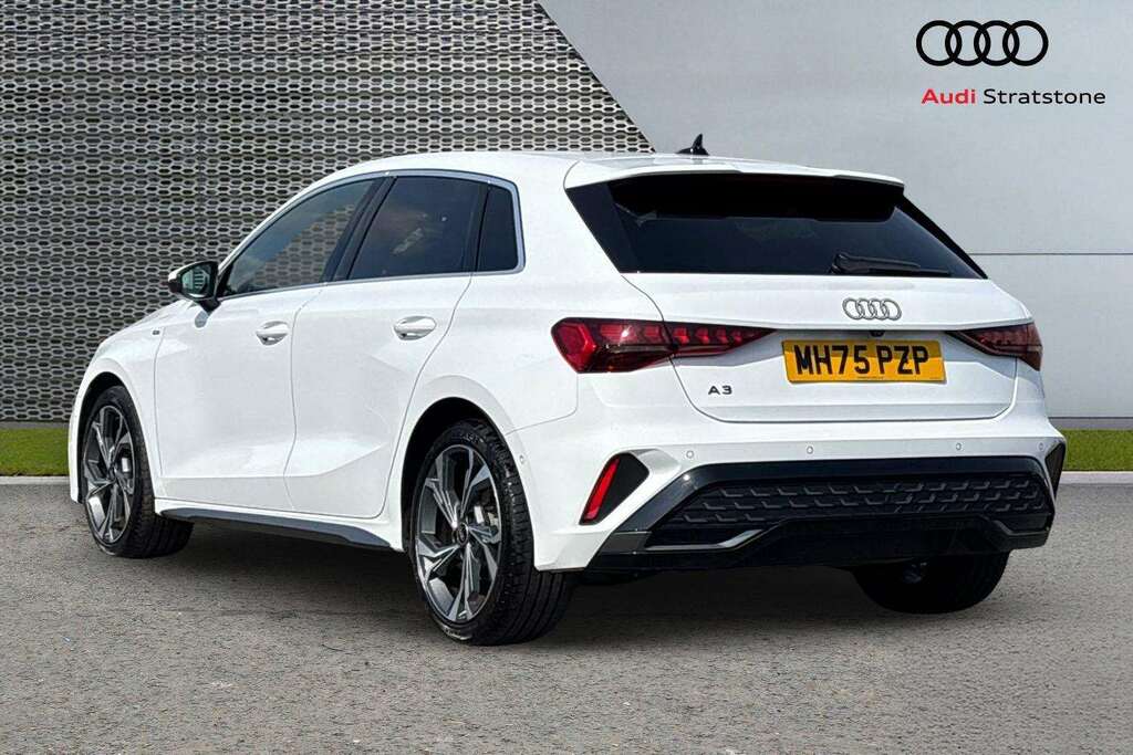 Audi A3 1.5 Tfsi 150 S Line S Tronic 2026  #3