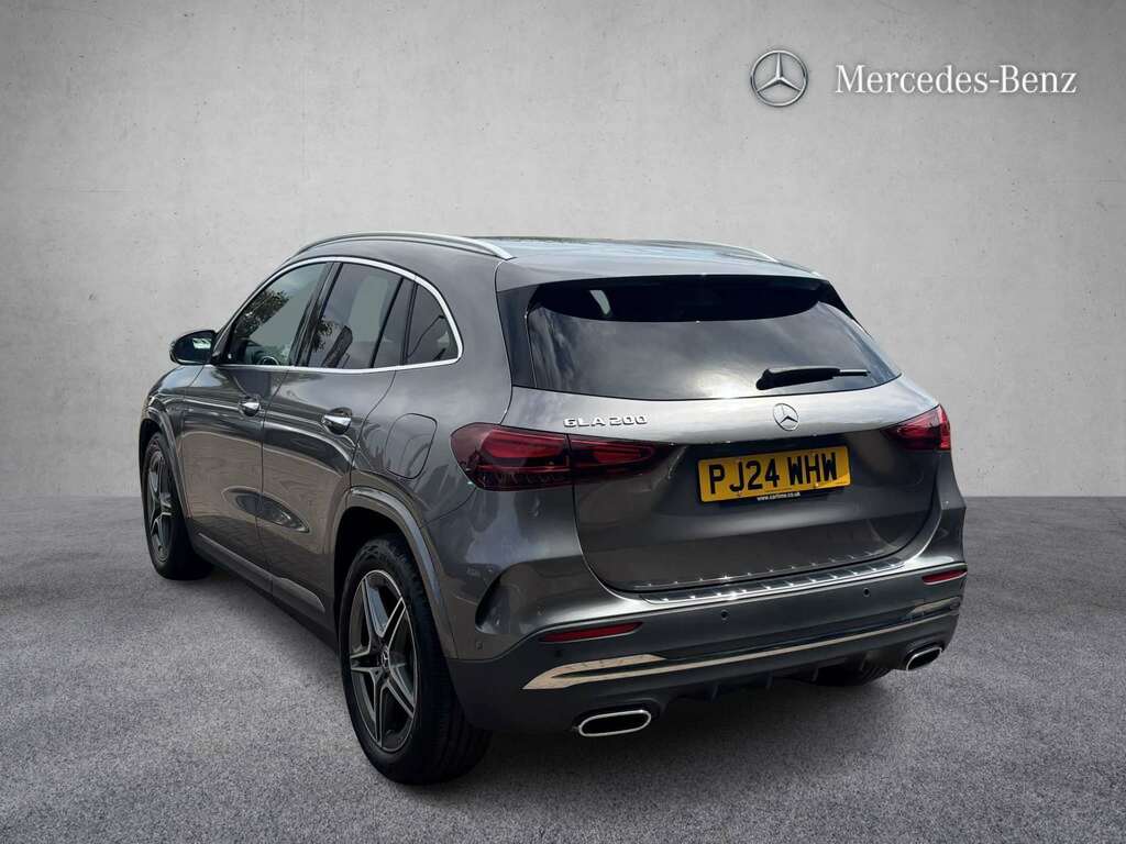 Mercedes-Benz GLA Class 200 Amg Line Executive 2024 Grey #2