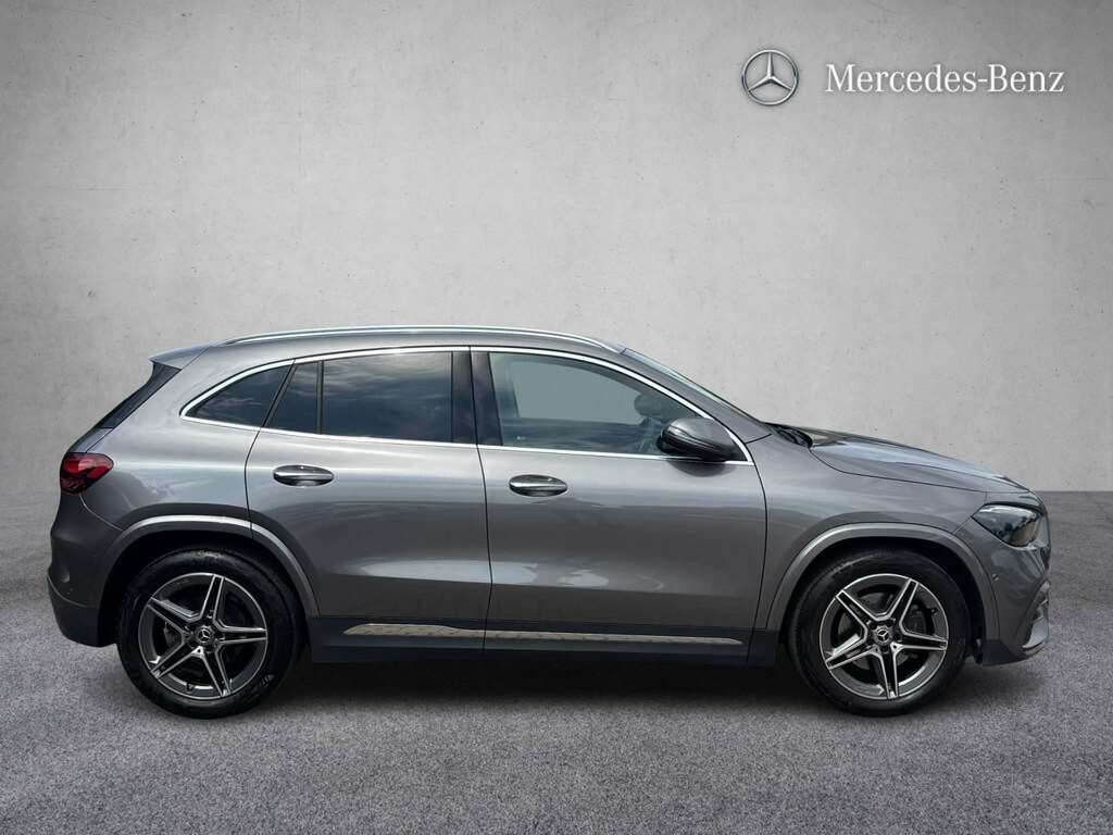 Mercedes-Benz GLA Class 200 Amg Line Executive 2024 Grey #3
