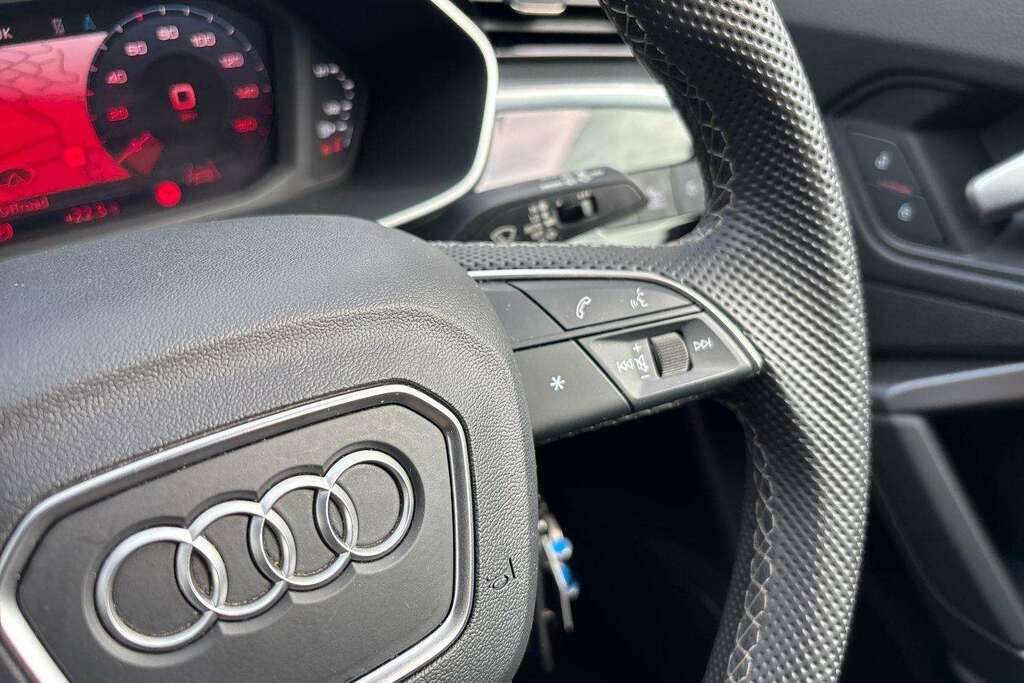 Audi Q3 Audi Q3 O S Line 35 Tfsi 150 Ps S Tronic White #17