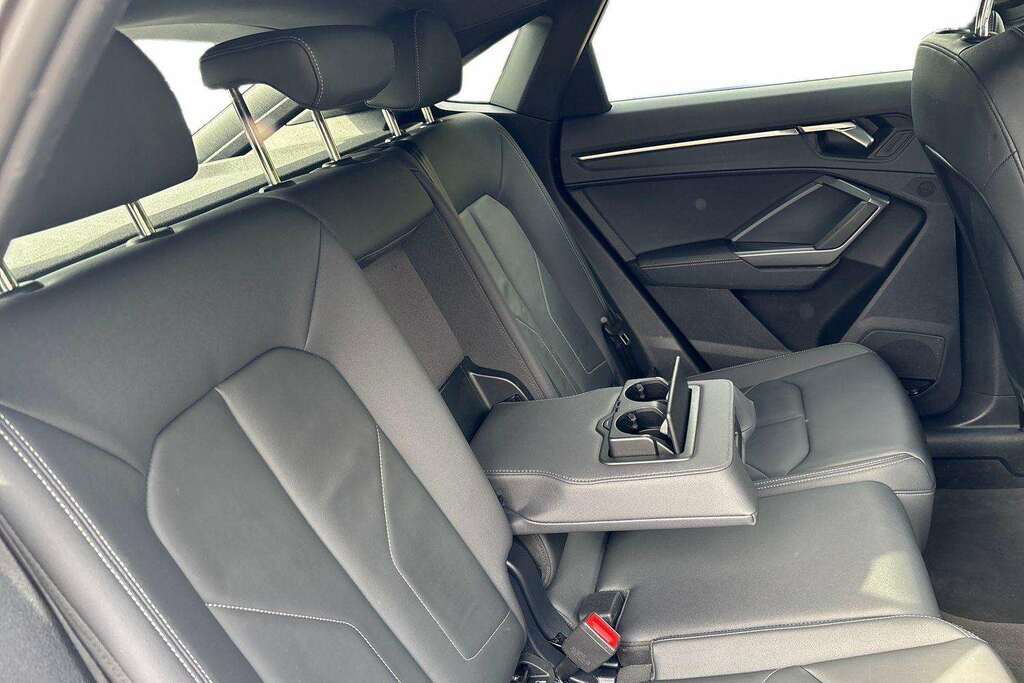 Audi Q3 Audi Q3 O S Line 35 Tfsi 150 Ps S Tronic White #22