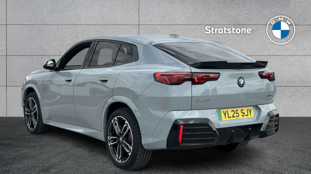 BMW iX2 150Kw Edrive20 M Sport 65Kwh 2025 Grey #2