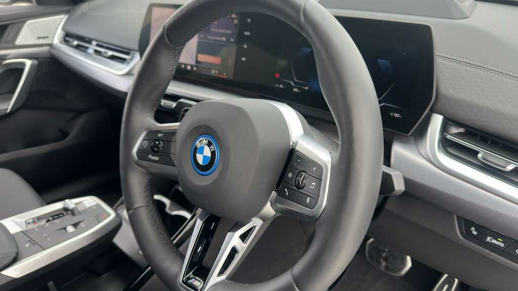 BMW iX2 150Kw Edrive20 M Sport 65Kwh 2025 Grey #6
