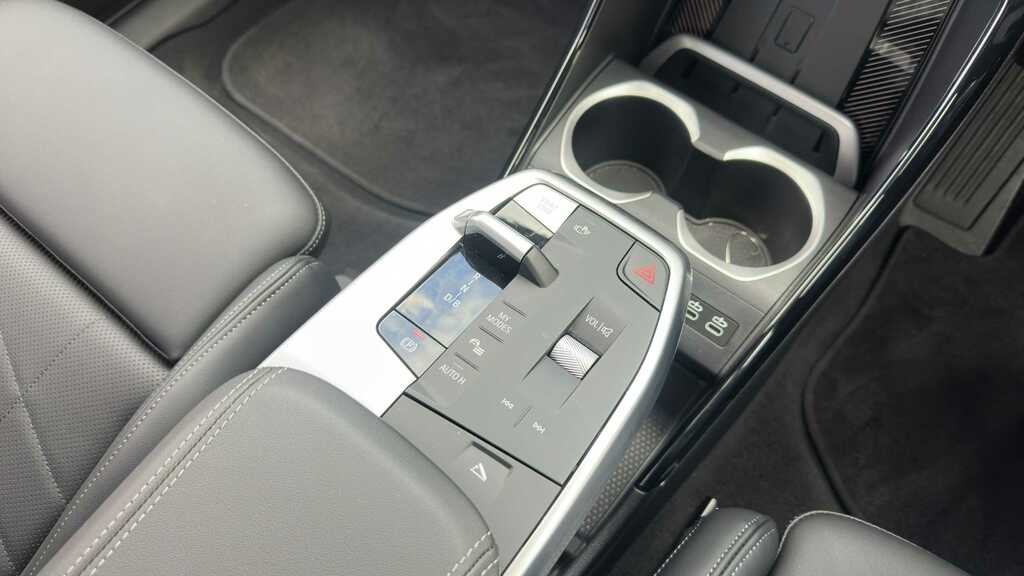 BMW iX2 230Kw Xdrive30 M Sport 65Kwh Grey #10