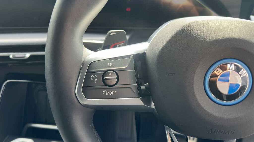 BMW iX2 230Kw Xdrive30 M Sport 65Kwh Grey #17