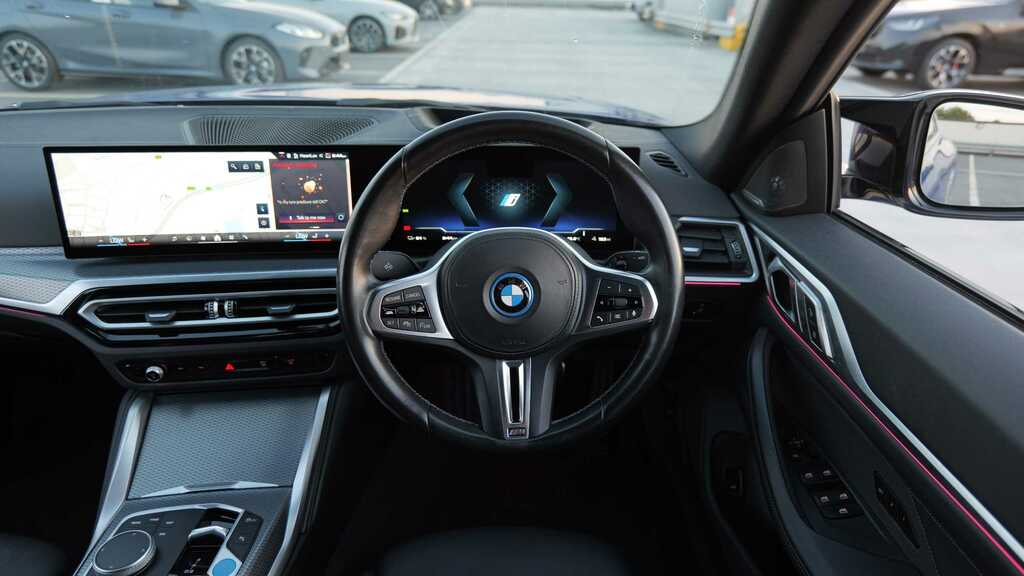 BMW i4 400Kw M50 83.9Kwh 2023 Blue #5