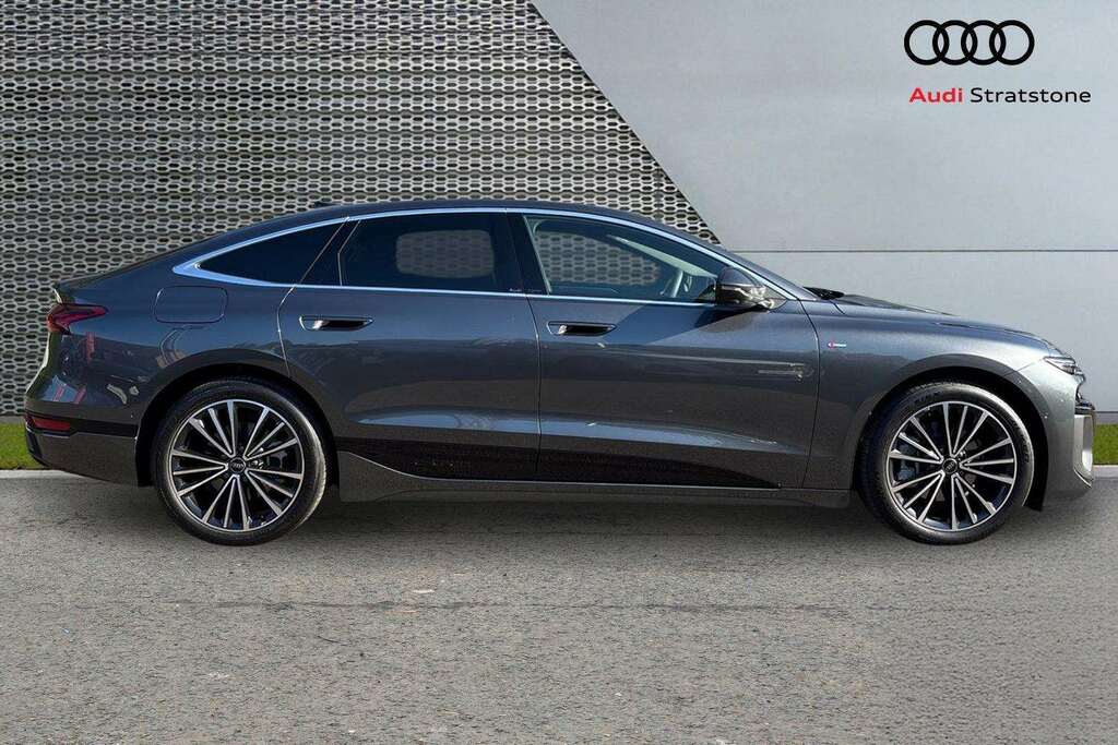 Audi A6 210Kw 83Kwh S Line 2026 Grey #4