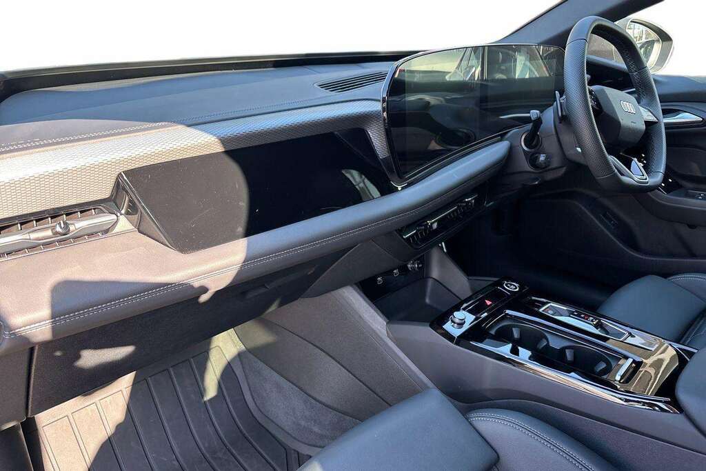 Audi A6 210Kw 83Kwh S Line 2026 Grey #2