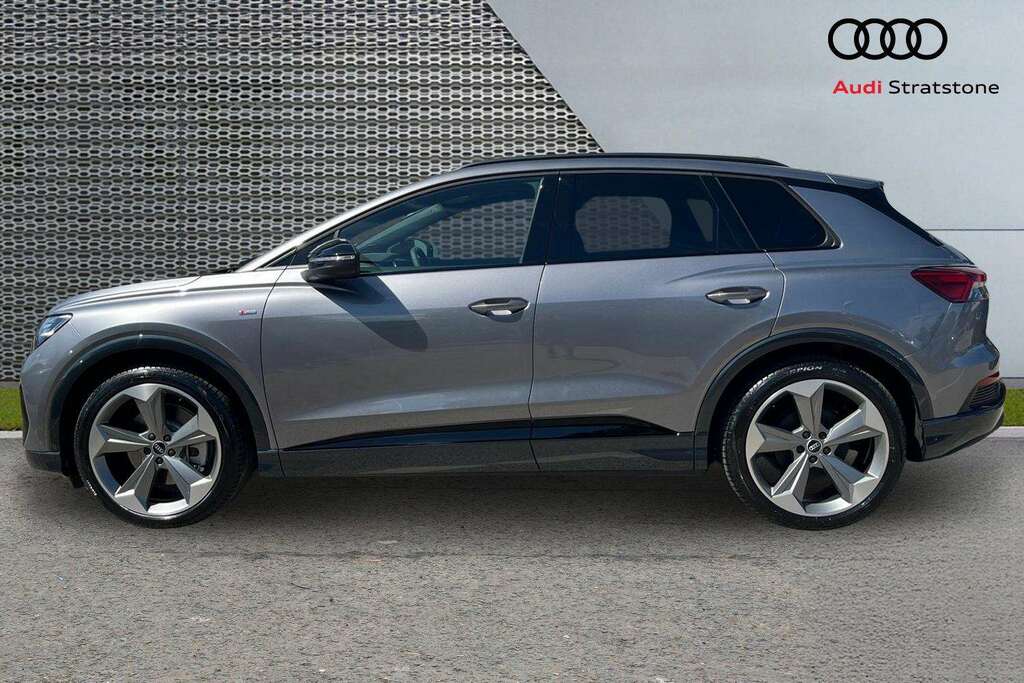 Audi Q4 E Tron 210Kw 45 82Kwh Black Edition 2026 Grey #4