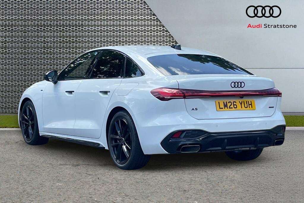 Audi A5 2.0 Tfsi 299 E Quattro Black Ed S Tronic 2026 White #3