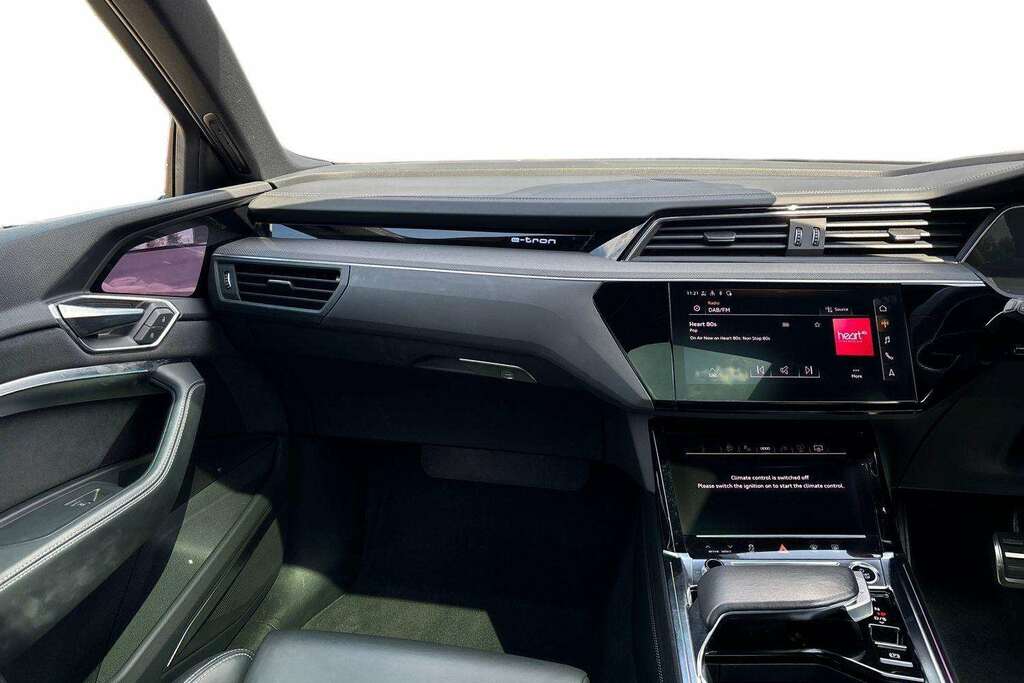 Audi Q8 e tron 300Kw 55 Quattro 114Kwh Sport 2023 Black #19
