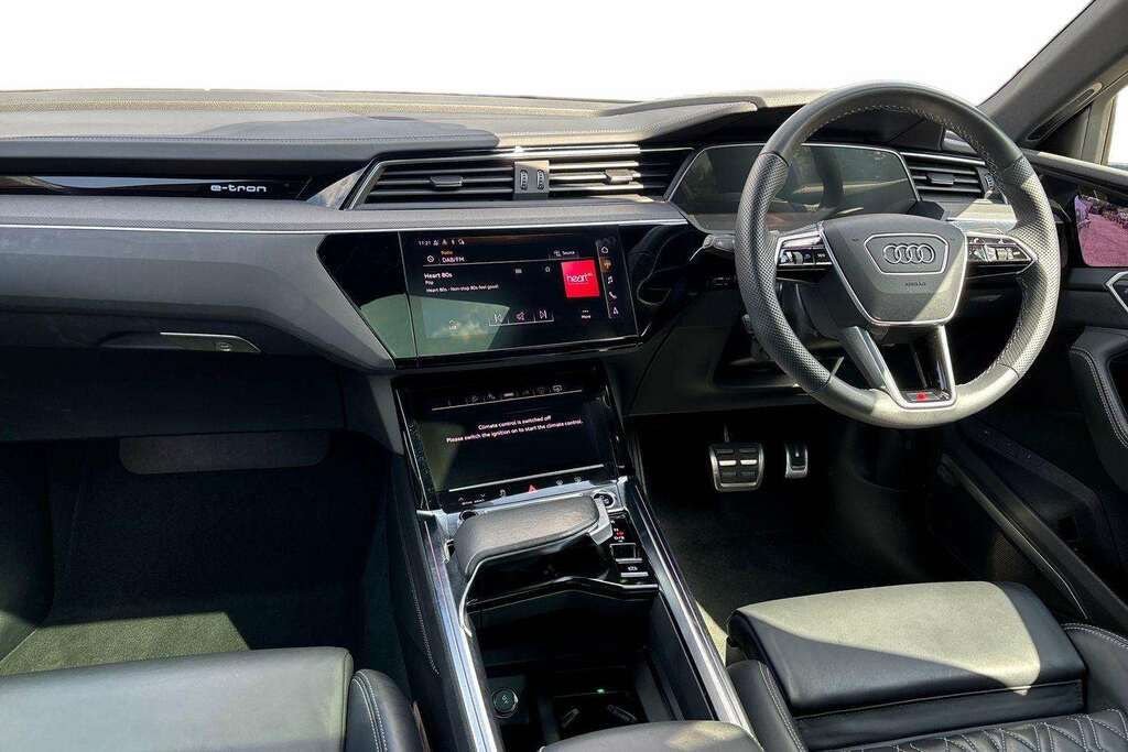 Audi Q8 e tron 300Kw 55 Quattro 114Kwh Sport 2023 Black #20