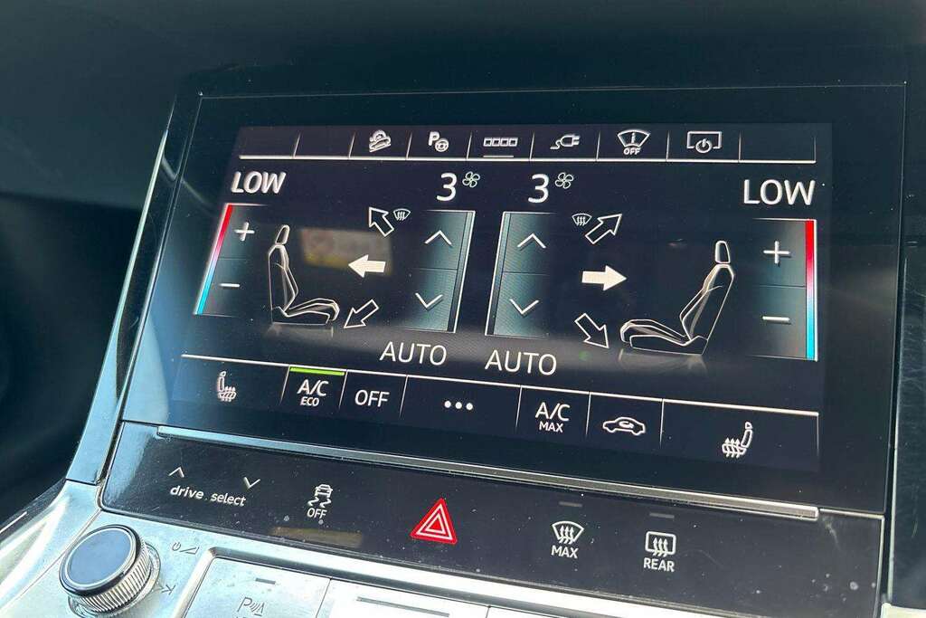 Audi Q8 e tron 300Kw 55 Quattro 114Kwh Sport 2023 Black #27