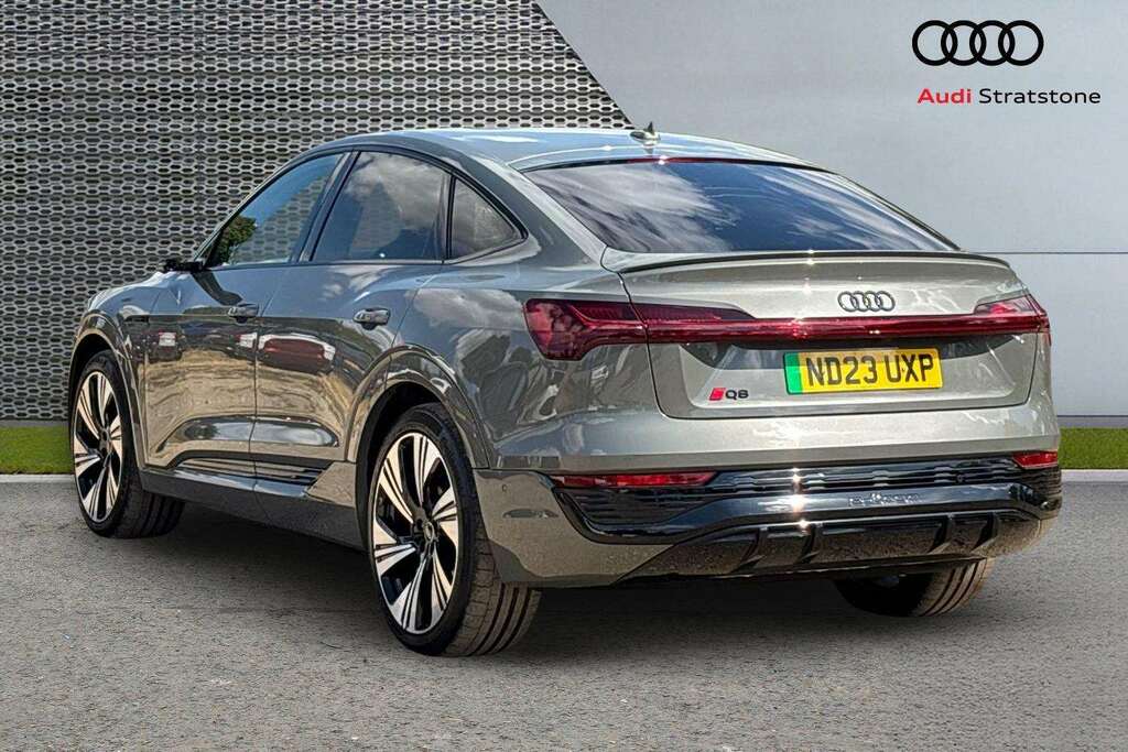 Audi Q8 e tron 300Kw 55 Quattro 114Kwh Vorsprung 2023 Grey #3