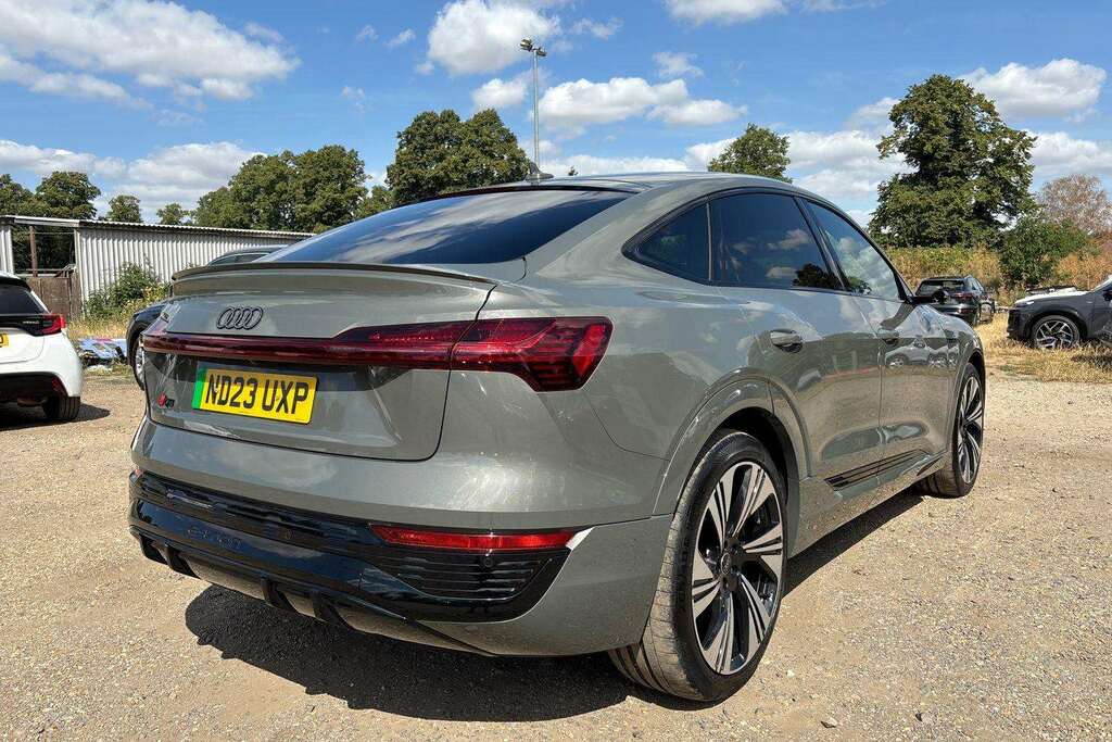 Audi Q8 e tron 300Kw 55 Quattro 114Kwh Sport 2023 Black #35