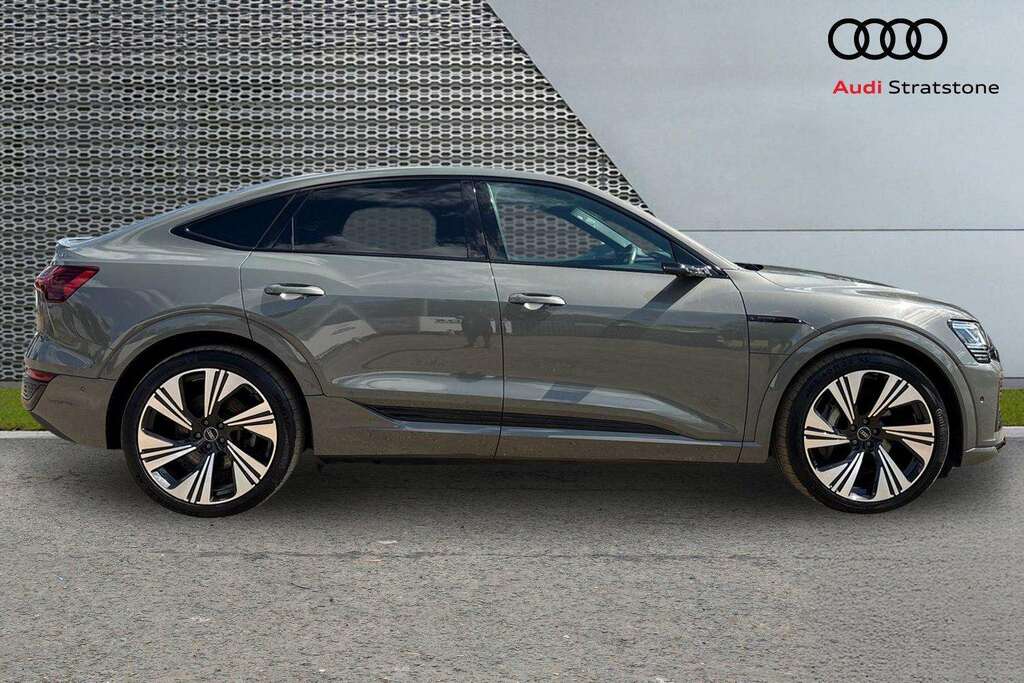 Audi Q8 e tron 300Kw 55 Quattro 114Kwh Vorsprung 2023 Grey #4