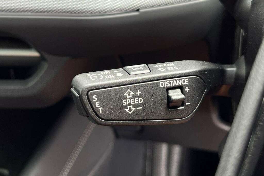 Audi Q4 E Tron 150Kw 40 63Kwh Sport Leather Grey #36