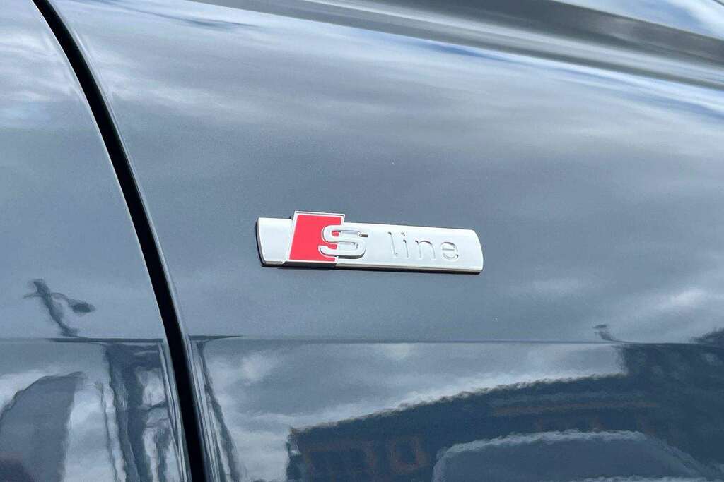 Audi Q4 E Tron 150Kw 40 63Kwh Sport Leather Grey #30