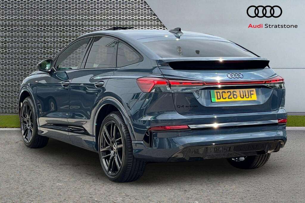 Audi Q4 E Tron 210Kw Performance 82Kwh Vorsprung 2026 Blue #3