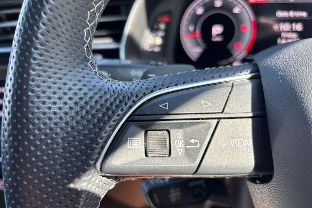 Audi Q8 3.0 Tfsi V6 55 Black Edition Suv Tiptro  #16