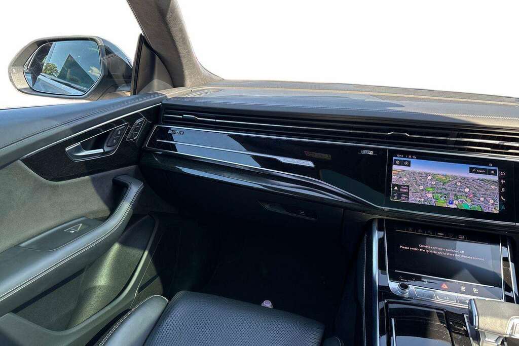 Audi Q8 3.0 Tfsi V6 55 Black Edition Suv Tiptro  #19