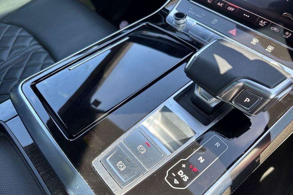 Audi Q8 3.0 Tfsi V6 55 Black Edition Suv Tiptro  #15