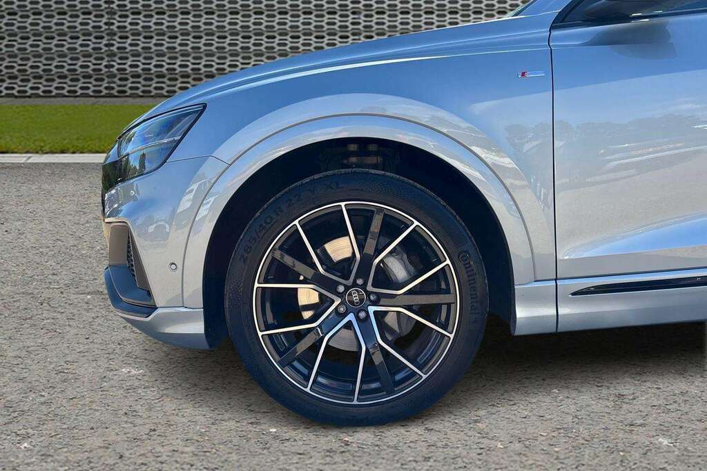Audi Q8 3.0 Tfsi V6 55 Black Edition Suv Tiptro  #11