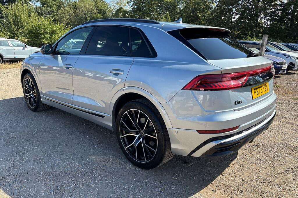 Audi Q8 3.0 Tfsi V6 55 Black Edition Suv Tiptro  #39