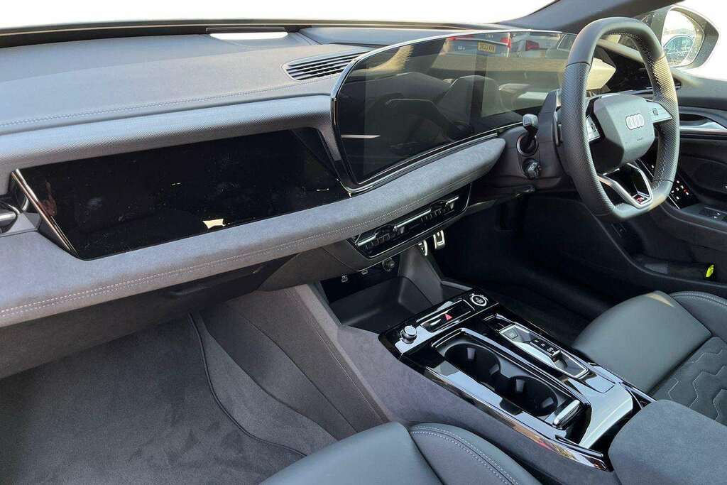 Audi A6 270Kw Performance 100Kwh Black Edition 20 Black #2
