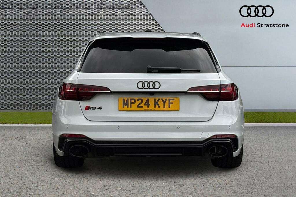Audi RS4 2024 2.9 2.9 Tfsi V6 Carbon Black Estate Petro Black #7