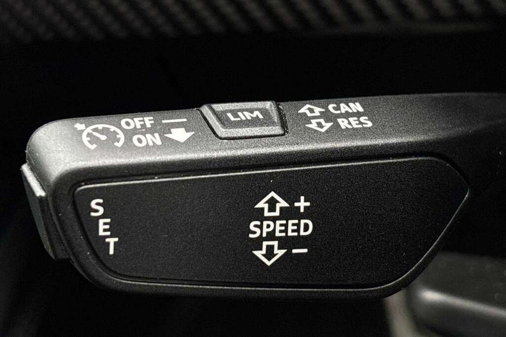 Audi RS4 2024 2.9 2.9 Tfsi V6 Carbon Black Estate Petro Black #23
