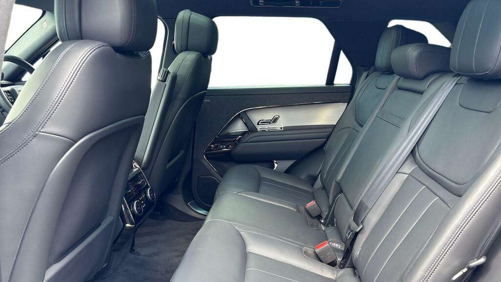 Land Rover Range Rover Sport 3.0 P460e Dynamic Se 2024 Grey #2