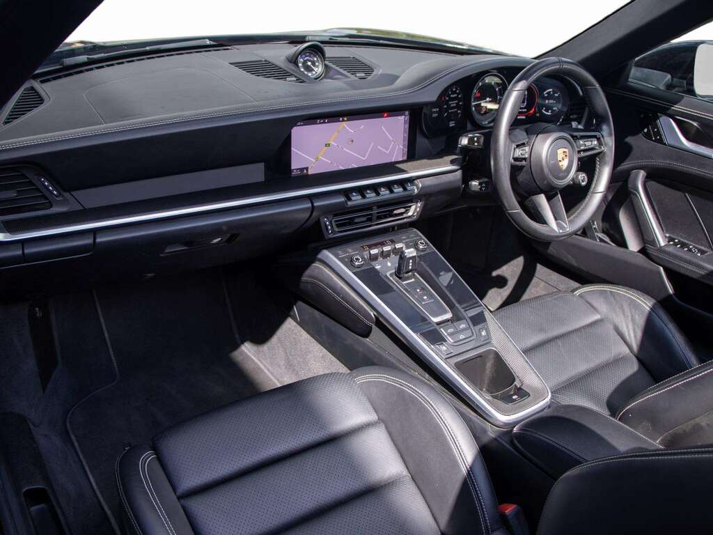 Porsche 911 Carrera 4S S-a 2019 Black #3