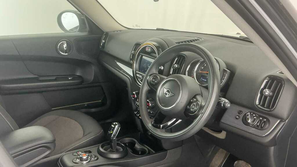 BMW X1 Xdrive 20D Se Step 2020 White #6