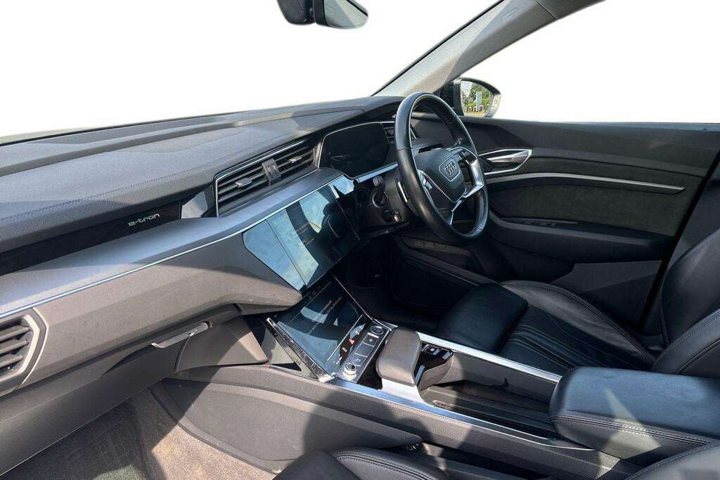 Audi E-tron 230Kw 50 Quattro 71Kwh Sport 2020 Black #2