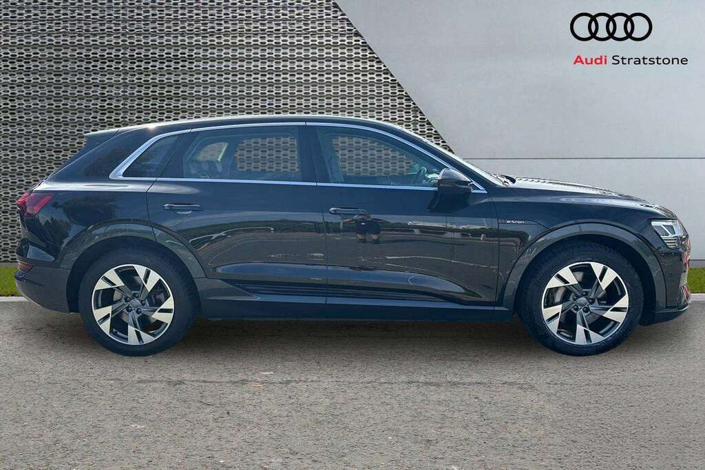 Audi E-tron 230Kw 50 Quattro 71Kwh Sport 2020 Black #4