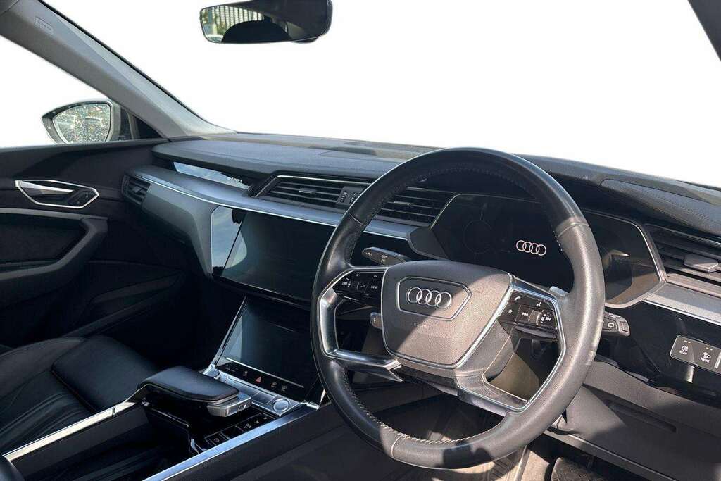 Audi E-tron 230Kw 50 Quattro 71Kwh Sport 2020 Black #6