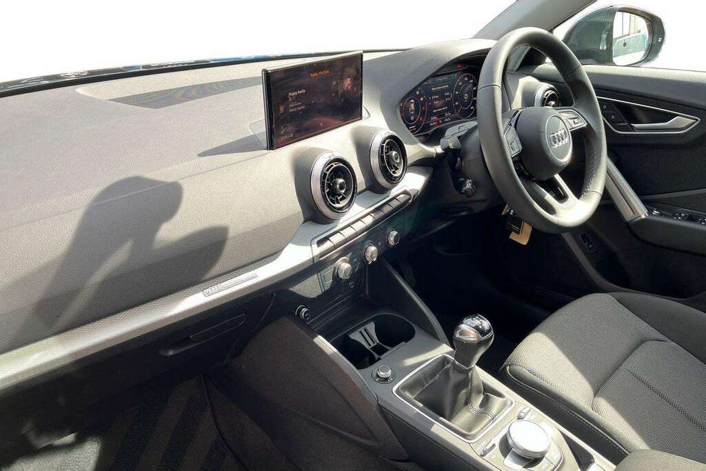 Audi Q2 30 Tfsi Sport 2023 Grey #2