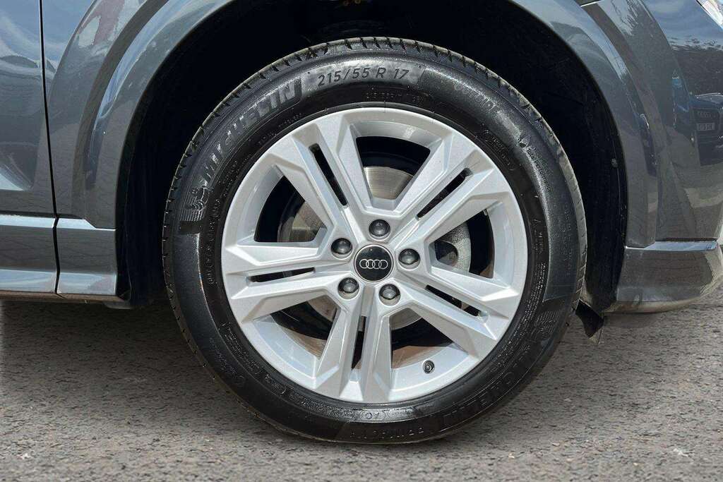 Audi Q2 30 Tfsi Sport 2023 Grey #5