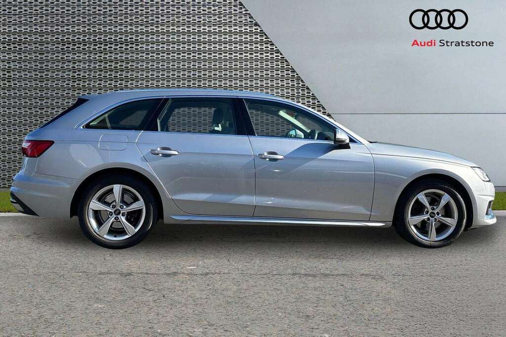 Audi A4 35 Tfsi Sport S Tronic 17 Alloy 2023 Silver #4
