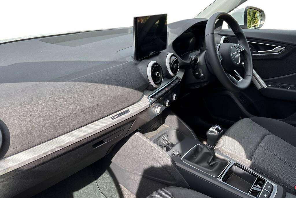 Audi Q2 30 Tfsi 116 Sport 2025 White #2