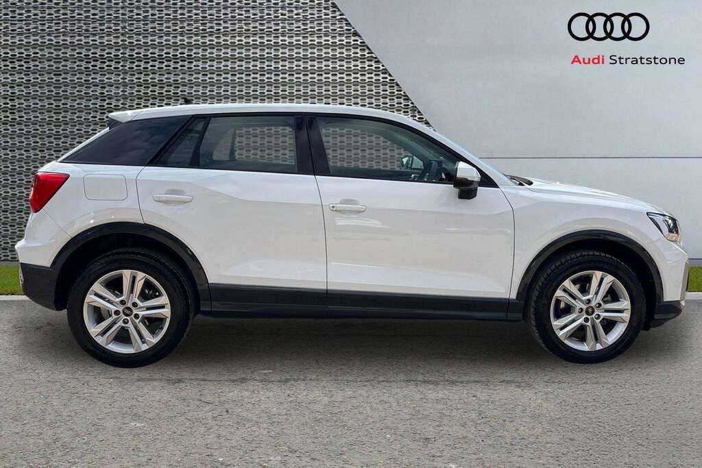 Audi Q2 30 Tfsi 116 Sport 2025 White #4