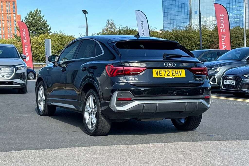 Audi Q3 35 Tdi S Line S Tronic 2023 Black #3