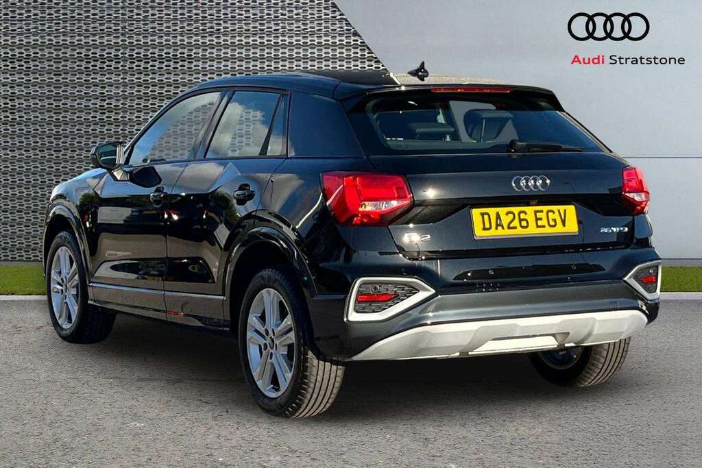 Audi Q2 35 Tfsi Sport S Tronic 2026 Black #3