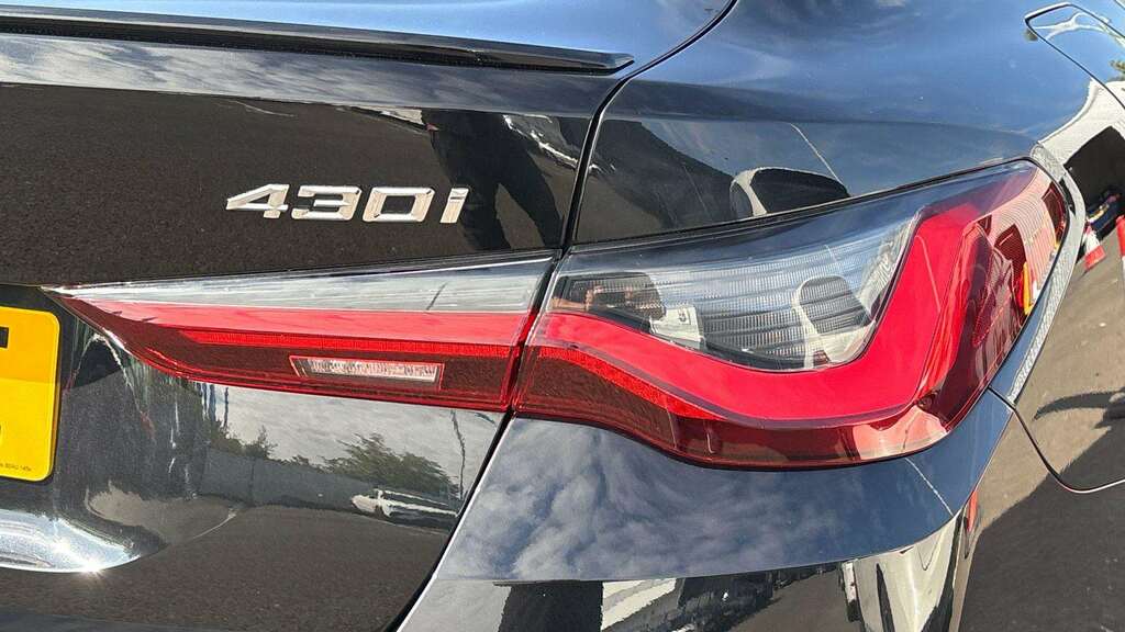 BMW 4 Series 3.0 M440i Mht Coupe Hybrid Xdrive Black #16
