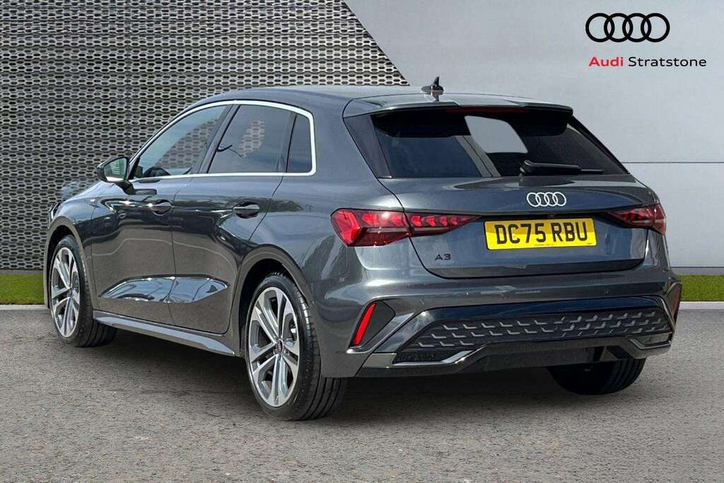 Audi A3 1.5 Tfsi 150 S Line S Tronic 2026 Grey #3