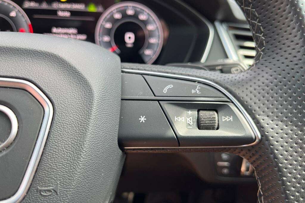 Audi Q5 2.0 Tfsi 45 Edition 1 Suv S Tronic Quat Black #17