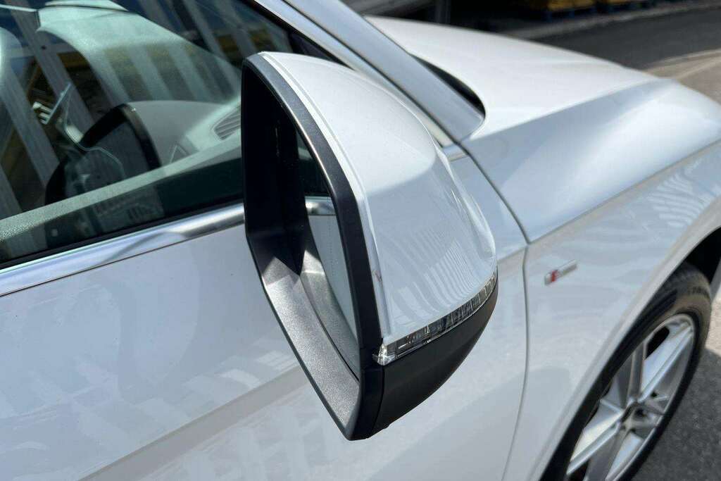Audi Q5 2.0 Tfsi 45 Edition 1 Suv S Tronic Quat Black #40