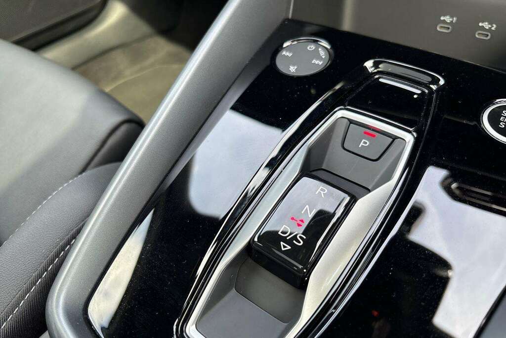 Audi A3 1.5 Tfsie 40 Sport Sportback Plug-in Hy Black #15