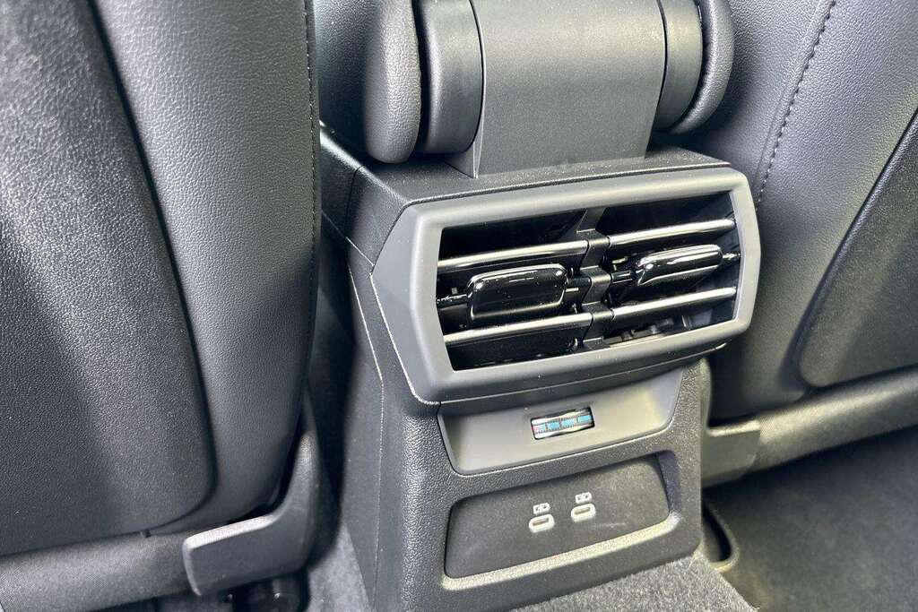 Audi A3 1.5 Tfsie 40 Sport Sportback Plug-in Hy Black #23